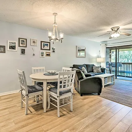 Lakefront Myrtle Beach Condo With Shared Pools!